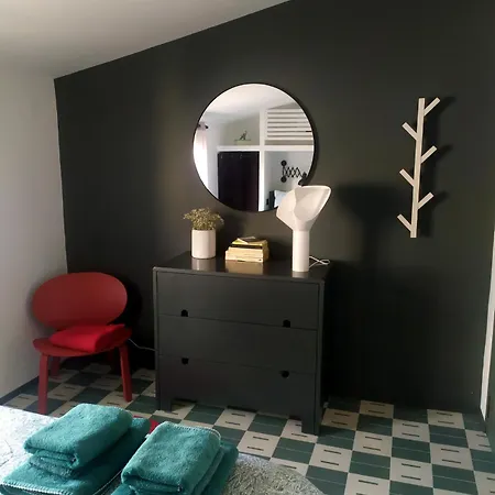 度假居 La Casamia Uzes, Maison Avec Cour Privative, A 2 Pas De La Place Aux Herbes