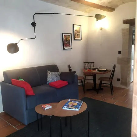 度假居 La Casamia Uzes, Maison Avec Cour Privative, A 2 Pas De La Place Aux Herbes 于泽斯