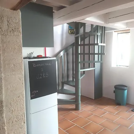 La Casamia Uzes, Maison Avec Cour Privative, A 2 Pas De La Place Aux Herbes 于泽斯