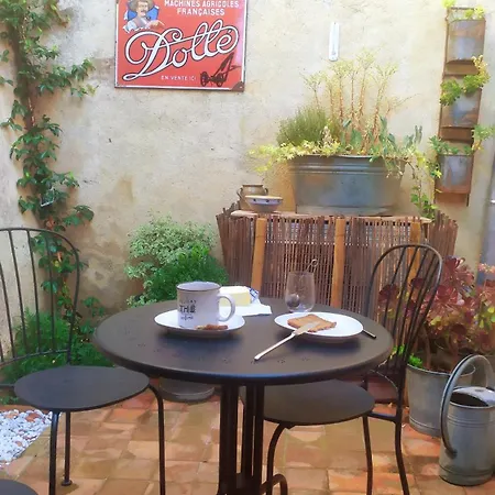 La Casamia, Maison Avec Cour Privative, A 2 Pas De La Place Aux Herbes * Uzès
