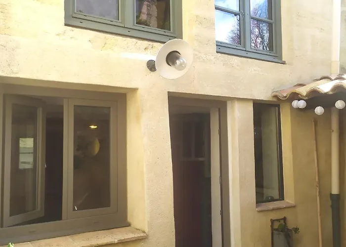 La Casamia Uzes, Maison Avec Cour Privative, A 2 Pas De La Place Aux Herbes *